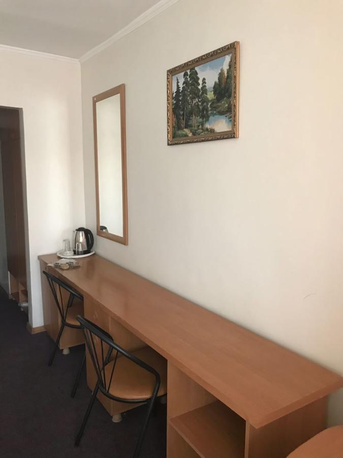 Turist Hotel Karaganda Zewnętrze zdjęcie